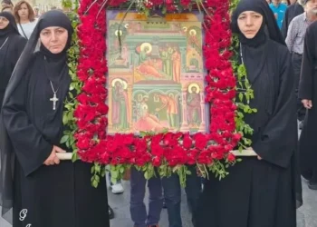 Ο ΦΙΛΟΧΡΙΣΤΟΣ ΣΤΡΑΤΟΣ ΤΟΥ ΑΣΑΝΤ .. ενοχλεί τον ΑΝΤΙΧΡΙΣΤΟ.. ΑΝΗΜΕΡΑ ΤΗΣ ΠΑΝΑΓΙΑΣ ΣΑΙΝΤΑΝΑΓΙΑ το Ισραήλ βομβαρδίζει τη Συρία. 4 νεκροί 15 τραυματίες.