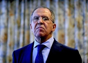 Βόμβα Lavrov: ΗΠΑ, Βρετανία προετοιμάζουν την Ευρώπη για μία αυτοκτονική περιπέτεια κατά της Ρωσίας – Μικραίνει η Ουκρανία