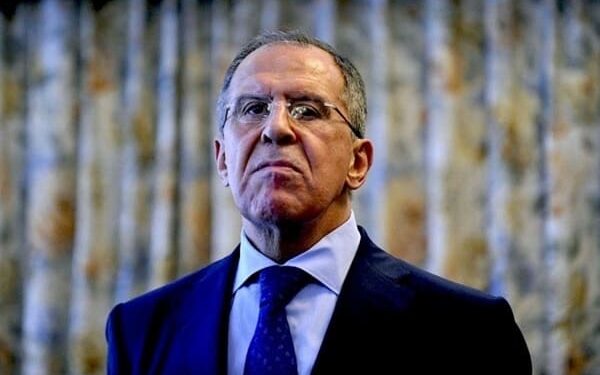 Βόμβα Lavrov: ΗΠΑ, Βρετανία προετοιμάζουν την Ευρώπη για μία αυτοκτονική περιπέτεια κατά της Ρωσίας – Μικραίνει η Ουκρανία