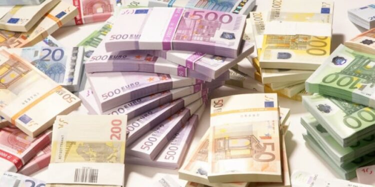 Μαζικά φεύγουν τα στελέχη από τα funds των κόκκινων δανείων – Πως στήνονται οι απάτες… και η εμπλοκή γνωστού τραγουδιστή