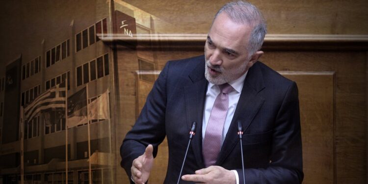 Άρης Στεφανίδης : Σιαλμά, σε διέγραψαν γιατί έγραψες τον κόσμο στα μαρματζούλια σου!