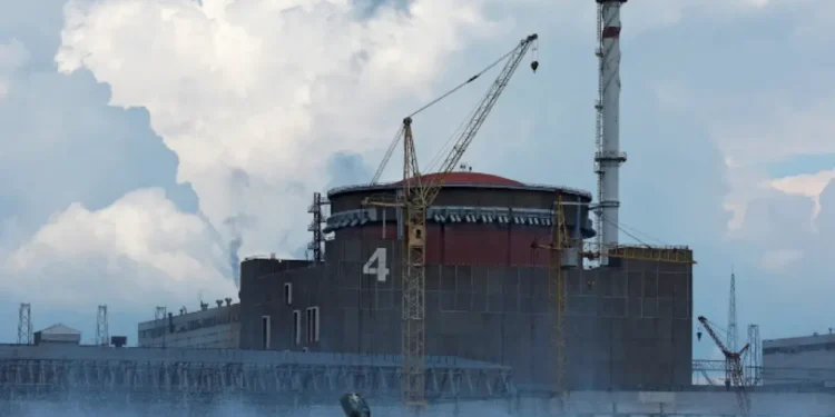 Ρώσοι ισχυρίζονται ότι ουκρανικό μη επανδρωμένο αεροσκάφος έπληξε τον πυρηνικό σταθμό της Ζαπορίζια