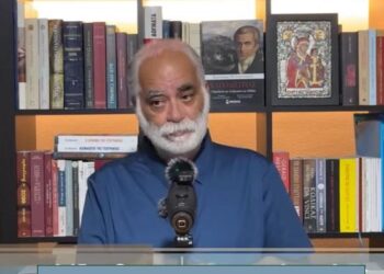 Α.Στεφανόπουλος: Μετά τις εκλογές, όποιος και αν νικήσει, η Αμερική θα κολυμπήσει στο αίμα και Πολιτείες θα αποσχιστούν
