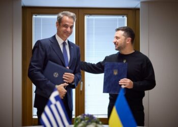 Εθνικά επικίνδυνη συμφωνία με Zelensky – Η Ελλάδα θα εκπαιδεύει Ουκρανούς πιλότους για F -16