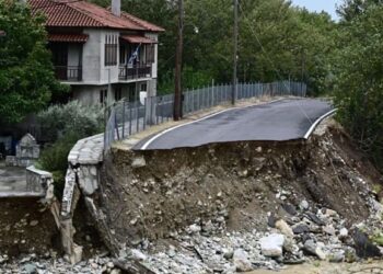 Δρ. Κ. Βαρδάκας : “Οι τεκτονικές πλάκες συγκρούονται άσχημα”