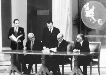 Ναπολέων Λιναρδάτος : 50 χρόνια παρακμής