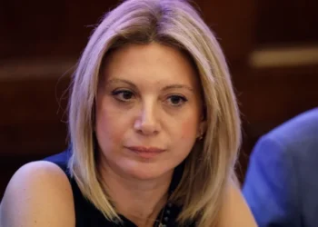 Απάντηση της Μαρίας Καρυστιανού στην χυδαία επίθεση Βόζεμπεργκ: «Οι υπεύθυνοι θα ήταν ήδη φυλακή αν είχαμε Κράτος δικαίου
