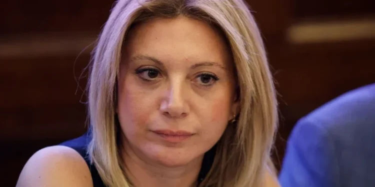 Απάντηση της Μαρίας Καρυστιανού στην χυδαία επίθεση Βόζεμπεργκ: «Οι υπεύθυνοι θα ήταν ήδη φυλακή αν είχαμε Κράτος δικαίου