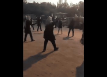 Ιράν: Κατηγορεί το Ισραήλ ότι διακινεί παλιότερο υλικό από τις νυχτερινές επιθέσεις – Προβάλλει εικόνες κανονικότητας στην Τεχεράνη