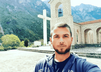 Κωνσταντίνος Κατσίφας. Για την Σημαία γεννήθηκε, για την Σημαία ζούσε και για την Σημαία πέθανε!
