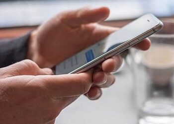 Ἡ πρόεδρος τῆς Εὐρωπαϊκῆς Ἐπιτροπῆς ζητεῖ παγκόσμιον ψηφιακὴν ταυτότητα!