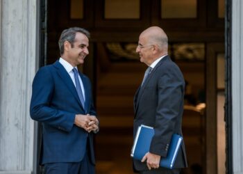 Μοντέλο «μικρότερος στρατός» σε «μικρότερο Αιγαίο»; Σάλος από τις ανακοινώσεις Δένδια σε εκδήλωση Ροταριανών!