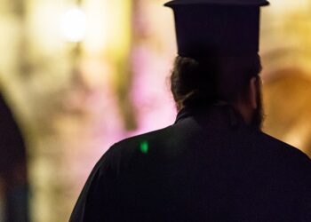 Είδα στον ύπνο μου ότι έγινα παπάς και ξύπνησα…