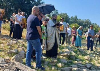 Ελευθέριος Ανδρώνης : Επιτέλους – Ο κόσμος ανακαλύπτει ξανά το ευλογημένο «όπλο» της λιτανείας