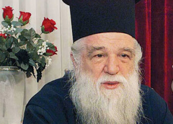 Η Ιερά Σύνοδος ελέγχεται υπό του Σεβ. πρώην Καλαβρύτων Αμβροσίου περί μη αποδοχής έγγραφης διαμαρτυρίας.