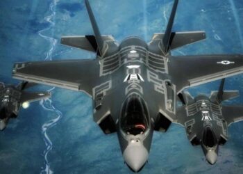 Ισραηλινά F-35 στον περσικό Κόλπο με κατεύθυνση το Ιράν; Ρώσοι στρατιωτικοί χειρίζονται τους Ιρανικούς S-400