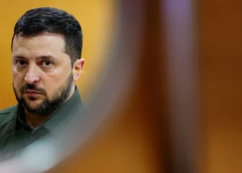 Ουκρανός βουλευτής: «Ο Ζελένσκι κλέβει χρήματα σαν τρελός – Ετοιμάζει τη φυγή του από την Ουκρανία»