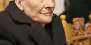 Η “πολυμάνα” με τις 540 κόρες…