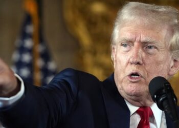 ΜΙΑ ΣΚΕΠΤΟΜΕΝΗ ΕΛΛΗΝΙΔΑ : ΤΡΑΜΠ ΟΠΩΣ JFK; ΘΑ ΔΕΙ ΤΑ ΡΑΔΙΚΙΑ ΑΝΑΠΟΔΑ;