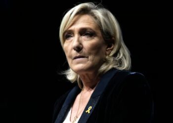 Πραξικόπημα στη Γαλλία – Η Le Pen κινδυνεύει με φυλάκιση 5 ετών και στέρηση πολιτικών δικαιωμάτων
