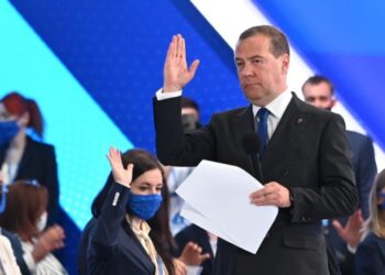 Μεντβέντεφ: Τα καταφύγια δεν θα σώσουν τις πρωτεύουσες της Ευρώπης