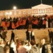 Αίσχος: Αλβανικές σημαίες και συνθήματα για τον UCK στην φωταγώγηση του χριστουγεννιάτικου δέντρου στο Σύνταγμα!