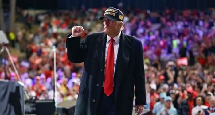 Πανικός στο Bloomberg: Εάν o Trump συνεργαστεί με τον Putin, ΝΑΤΟ και Δύση θα βρεθούν σε μεγάλο κίνδυνο