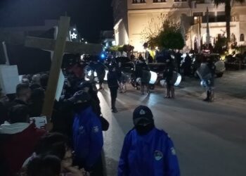 Αμοντάριστα πλάνα από την Διαμαρτυρία για την επίσκεψη του Πατριάρχη Βαρθολομαίου που πραγματοποιήθηκε στο επισκοπείο Περιστερίου στις 23/11/2024