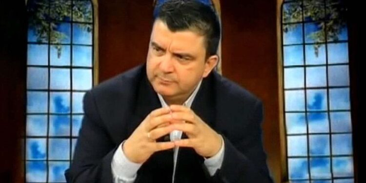 Λιακόπουλος : Το παραμύθι περί αδείας για χτυπήματα βαθειά στη Ρωσία