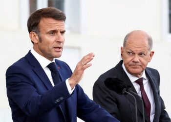 «Εγκεφαλικό» στις Βρυξέλλες από την εκλογή Ν.Τραμπ: «Τρέχουν και δεν φτάνουν» Μακρον και Σουλτς
