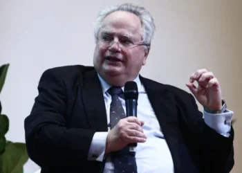 Ο πρωτεργάτης της Συμφωνίας των Πρεσπών Κοτζιάς, τάσσεται υπέρ του ελληνοτουρκικού διαλόγου