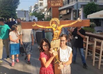 «Ἐμοὶ δὲ μὴ γένοιτο καυχᾶσθαι εἰ μὴ ἐν τῷ σταυρῷ τοῦ Κυρίου ἡμῶν Ἰησοῦ Χριστοῦ»[1]