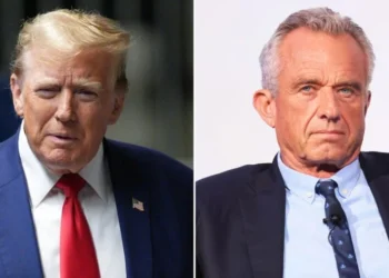 Ο Τραμπ ανακοίνωσε πως ο RFK Jr. θα επανεξετάσει και τα 72 υποχρεωτικά παιδικά εμβόλια στις ΗΠΑ κι όσα βρεθούν ακατάλληλα θα απαγορευθούν!