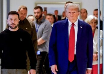 Με τη θηλιά… περασμένη στον λαιμό ο απεγνωσμένος Zelensky – Θύελλα οργής στην Ουκρανία, χαριστική βολή η νίκη Trump στις ΗΠΑ