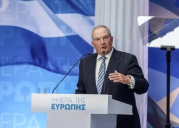 Καραμανλής vs Μητσοτάκη: Οι φήμες που «οργιάζουν» και η «αντίδραση» του πρωθυπουργού
