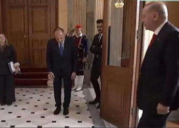 ΕΘΝΙΚΟΙ ΦΥΛΑΚΕΣ – ΥΠΟΥΡΓΟΣ ΕΞΩΤΕΡΙΚΩΝ ΓΙΩΡΓΟΣ ΓΕΡΑΠΕΤΡΙΤΗΣ: ΑΚΑΤΑΛΛΗΛΟΣ ΓΙΑ ΤΟΝ ΔΙΑΛΟΓΟ ΜΕ ΤΟΝ ΧΑΚΑΝ ΦΙΝΤΑΝ ΓΙΑ ΑΟΖ ΚΑΙ ΥΦΑΛΟΚΡΗΠΙΔΑ.
