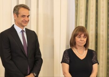 Ανατροπή – Μετά την παρέλαση ονομάτων, το Μαξίμου κινείται τώρα για επανεκλογή Σακελλαροπούλου στην ΠτΔ