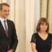 Ανατροπή – Μετά την παρέλαση ονομάτων, το Μαξίμου κινείται τώρα για επανεκλογή Σακελλαροπούλου στην ΠτΔ