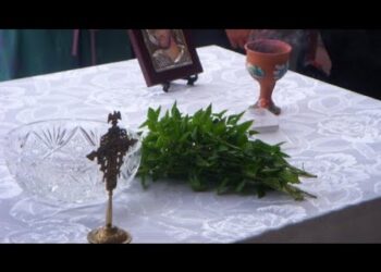 Πότε κάνουμε αγιασμό στο σπίτι