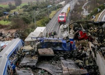 Το πόρισμα του ΕΜΠ διαψεύδει την κυβερνητική θεωρία για «αθώα» φονική έκρηξη στα Τέμπη