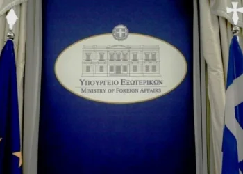 Το ελληνικό ΥΠΕΞ «χαιρετίζει» την πτώση του Σύρου προέδρου Άσαντ που επί μισό αιώνα προστάτευε τους ελληνορθόδοξους!