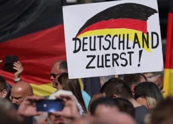 «Dexit»; Έξοδο της Γερμανίας από την ΕΕ θέλει η AfD