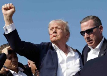 Πύρινος Λόγιος : Όχι Ντόναλντ! Δεν σε έσωσε ο Θεός για την Αμερική, σε έσωσε για την…Ελλάδα!