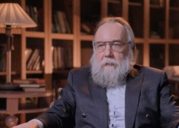 ΝΤΟΥΓΚΙΝ: Τριπολική Χριστιανική Συμμαχία MAGA – MEGA – MRGA Εναντίον Woke – Αντζέντας