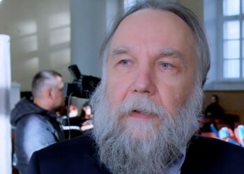 ΝΤΟΥΓΚΙΝ: Η Γροιλανδία, οι Αιώνιοι Πάγοι, ως Νέα Σύνορα του Κόσμου