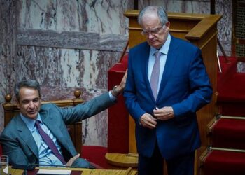 ΑΠΟΣΤΟΛΟΥ : ΚΩΣΤΑΣ ΤΑΣΟΥΛΑΣ: ΕΝΑΣ ΑΚΡΑΙΦΝΗΣ ΔΕΞΙΟΣ Ή ΕΝΑΣ ΠΟΛΙΤΙΚΑΝΤΗΣ ΕΥΚΑΙΡΙΑΣ;