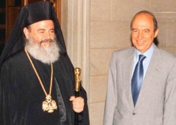 ΑΠΟΣΤΟΛΟΥ : ΚΩΣΤΑΣ ΣΗΜΙΤΗΣ: ΦΙΛΟΣ ΤΟΥ ΣΥΣΤΗΜΑΤΟΣ, ΕΧΘΡΟΣ ΤΟΥ ΛΑΟΥ