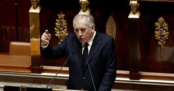 ΗΛΙΑΣ Δ. ΚΑΛΛΙΩΡΑΣ : Η ΕΛΛΑΔΑ ΚΑΙ Ο ΚΟΣΜΟΣ ΣΗΜΕΡΑ, ΣΕ ΤΙΤΛΟΥΣ (15/1/2025)