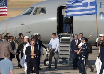 Πολλά ερωτήματα από την αιφνιδιαστική αναχώρηση του Κ.Μητσοτάκη στις ΗΠΑ – Έλλειμμα πληροφόρησης