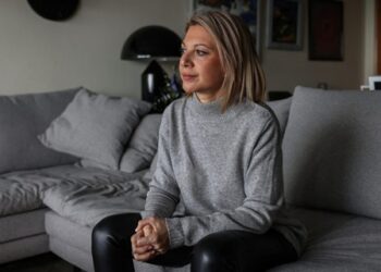 ΚΥΡΙΟΣ ΜΑΞΙΜΟΣ : Σχέδιο εξόντωσης της Μαρίας Καρυστιανού από τους ηλεκτρονικούς κακόψυχους του Μαξίμου